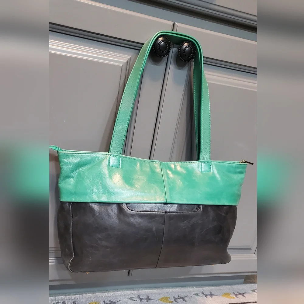 HOBO THE ORIGINAL TOTE BAG Two Tone Color Of Cow Leather ⚜️💚💙⚜️ - Picture 2 of 13